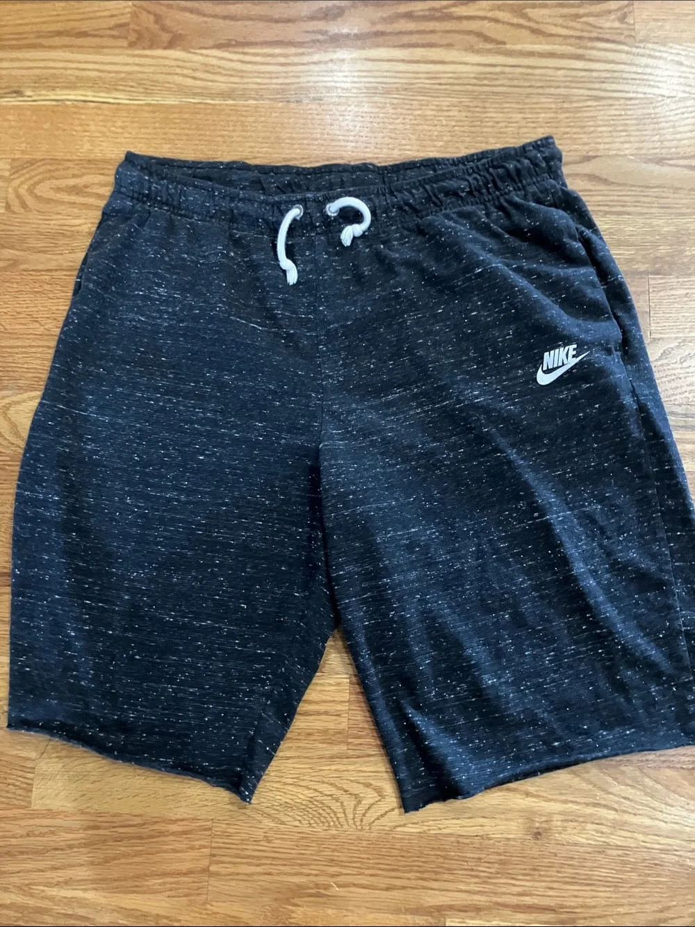 Nike Men’s Black Marled Athletic Shorts with White Drawcord Sz EUC